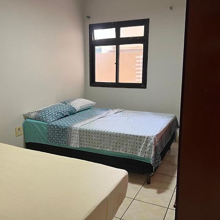Apartamento 4 Quartos Av Beira Mar Nº 36 - Edif Canto Nobre - Guarapari Es 外观 照片