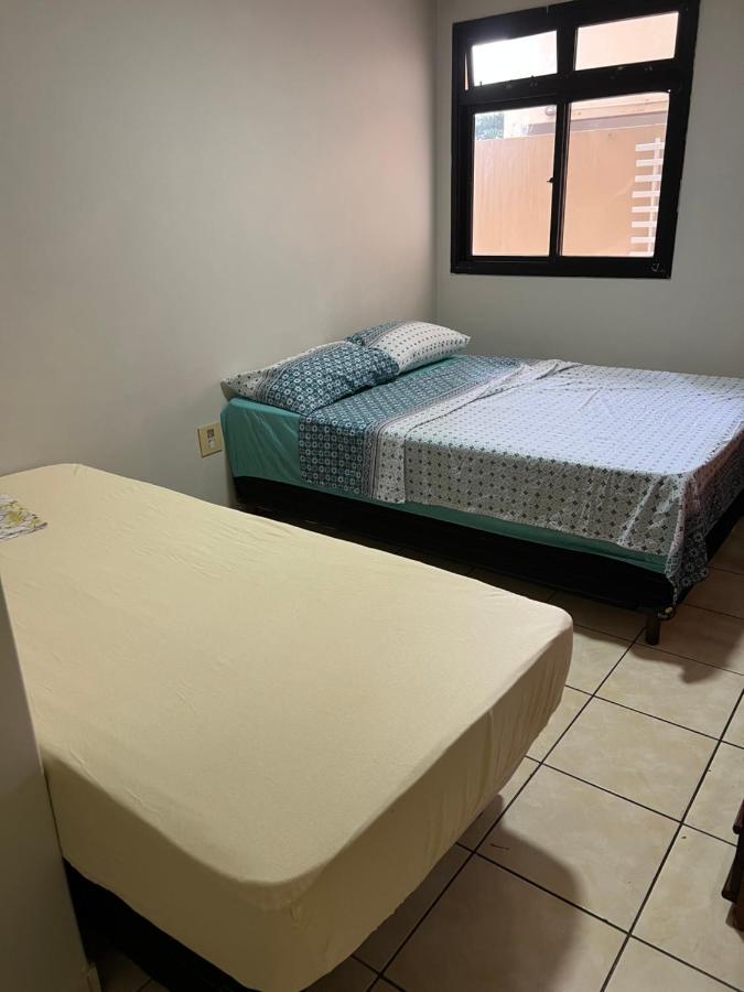 Apartamento 4 Quartos Av Beira Mar Nº 36 - Edif Canto Nobre - Guarapari Es 外观 照片