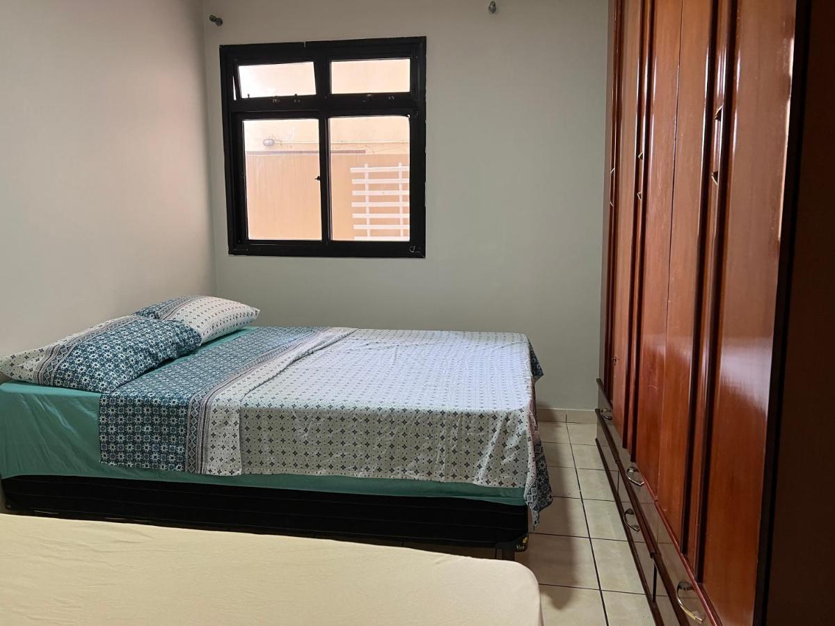 Apartamento 4 Quartos Av Beira Mar Nº 36 - Edif Canto Nobre - Guarapari Es 外观 照片