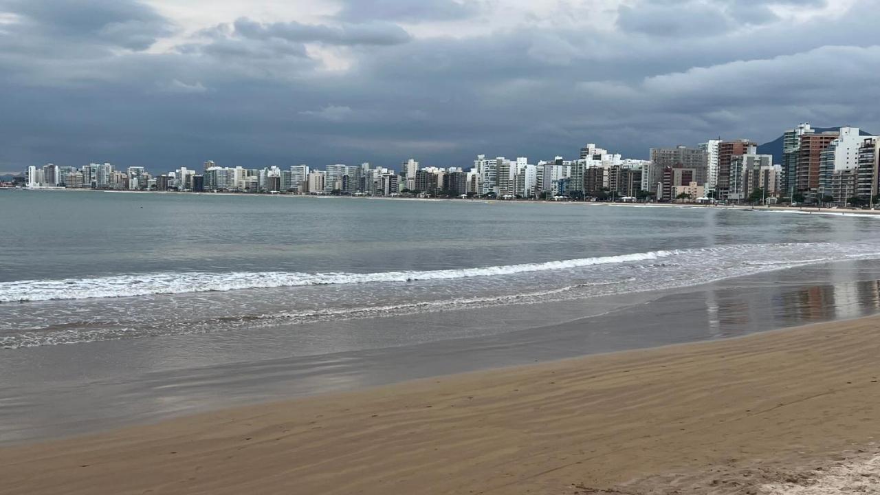 Apartamento 4 Quartos Av Beira Mar Nº 36 - Edif Canto Nobre - Guarapari Es 外观 照片
