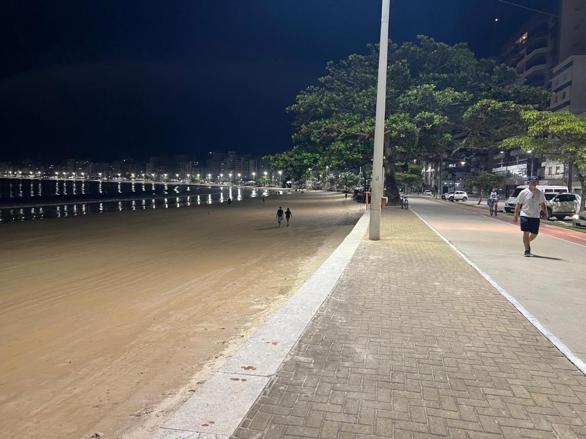 Apartamento 4 Quartos Av Beira Mar Nº 36 - Edif Canto Nobre - Guarapari Es 外观 照片