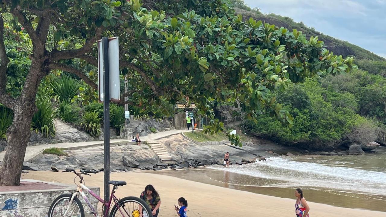 Apartamento 4 Quartos Av Beira Mar Nº 36 - Edif Canto Nobre - Guarapari Es 外观 照片